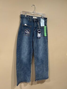 Angels Women’s Relaxed Blue Denim Jeans Size 8P